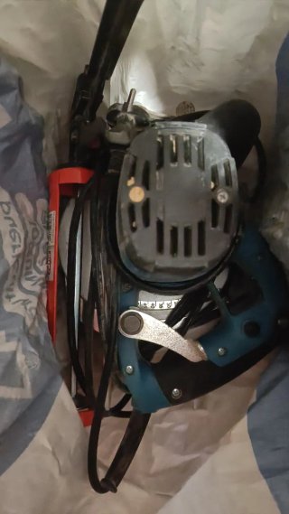Sierra circular profesional Virutex SR165 (1200W)