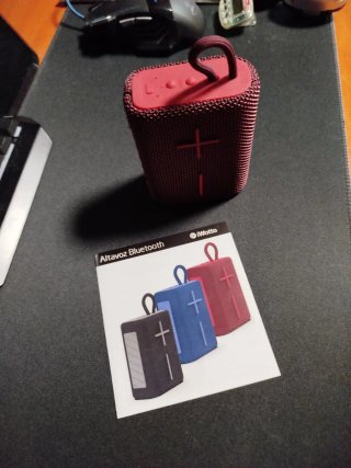 Altavoz Bluetooth iWotto Rojo