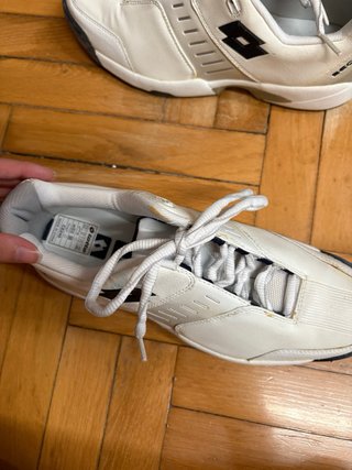 Zapatillas Lotto Blancas y Grises