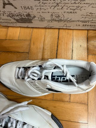 Zapatillas Lotto Blancas y Grises