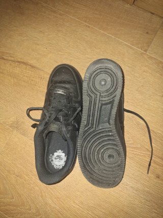 Nike Air Force 1 Talla 44 Negras