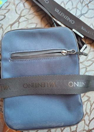 Bolso bandolera Valentino azul marino