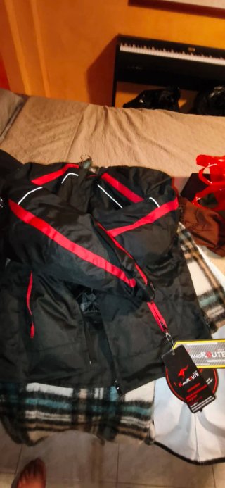 Chaqueta de motorista negra y roja Talla M