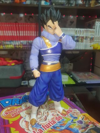 Figura Vegeta Dragon Ball Super Yadrat