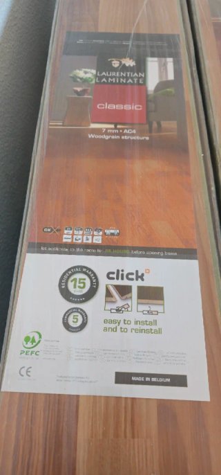 Suelo de Tarima LAURENTIAN LAMINATE Classic AC4 7m