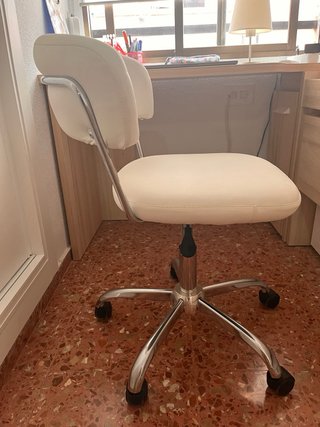 Silla de escritorio blanca/crema