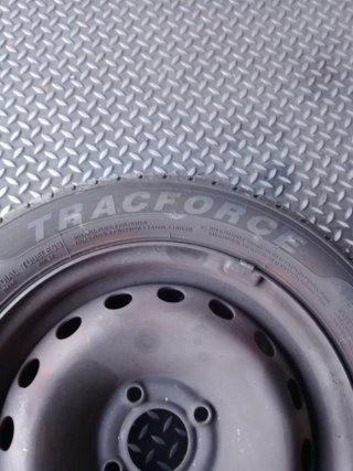 NEUMATICOS 165/70R14C 89/87R