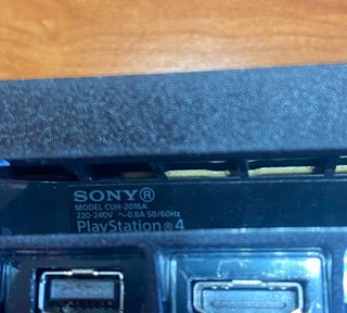 PS4 Slim 500GB Negra (sin mandos)