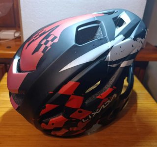 Casco LIXADA Negro/Rojo/Blanco