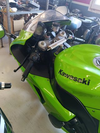 Kawasaki ZX10R 2007 Verde