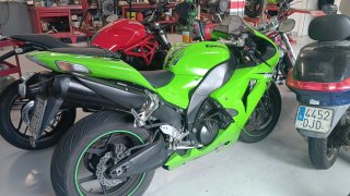 Kawasaki ZX10R 2007 Verde