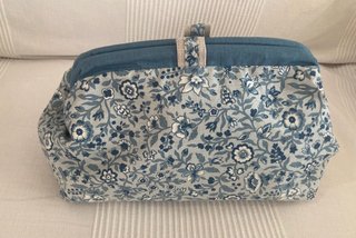 Bolso clutch/neceser artesanal floral