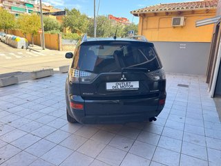Mitsubishi Outlander 4X4 2.0 TDi 140CV 7 PLAZAS!!