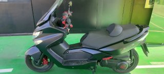 Kymco Xciting 250 Maxi Scooter Negra