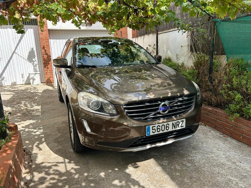 Volvo XC60 2015 - foto 1