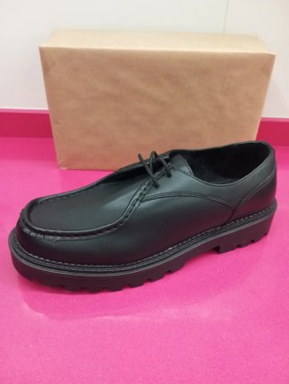 Zapatos de cordones Pull & Bear negros