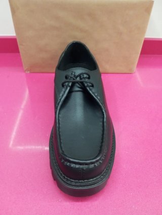 Zapatos de cordones Pull & Bear negros