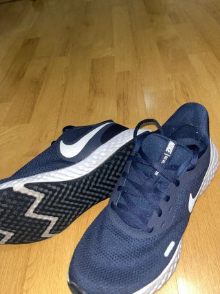 Zapatillas Nike Revolution 5 Azul (talla 40.5)