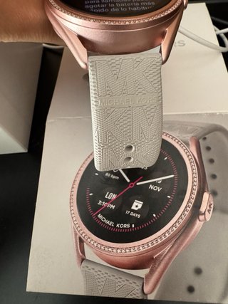 Reloj Michael Kors Access Dorado Rosado