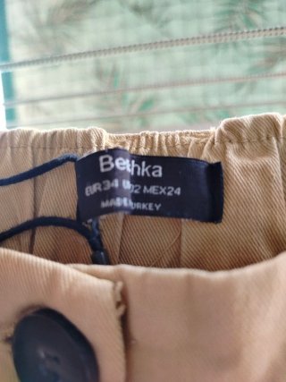 Pantalones beige