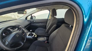 Peugeot 5008 2012