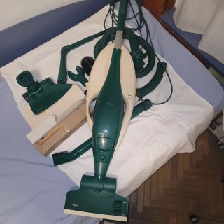 Aspirador Vorwerk Kobold 130 con accesorios