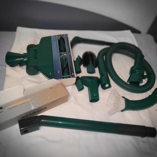 Aspirador Vorwerk Kobold 130 con accesorios