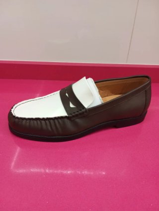 Zapatos Bershka Marrón y Blanco Hombre