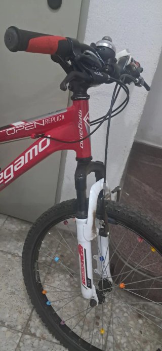 Bicicleta Megamo Roja