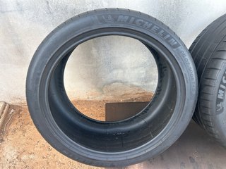 2x Michelin Pilot Sport 4S 285/35/20 104Y XL