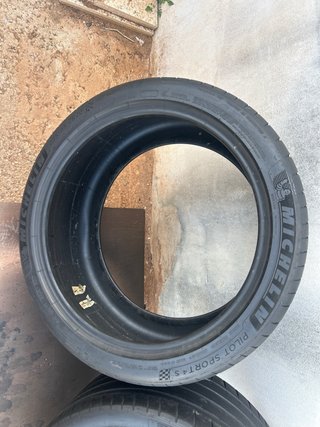 2x Michelin Pilot Sport 4S 285/35/20 104Y XL