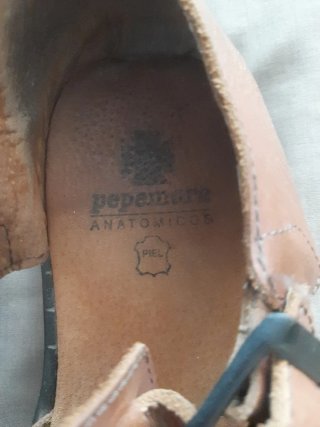 Sandalias de piel marrones