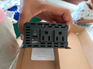 Inversor Solar XYVYAN 12V DC a 220V AC