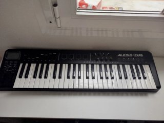 Alesis QX49 Teclado Controlador MIDI