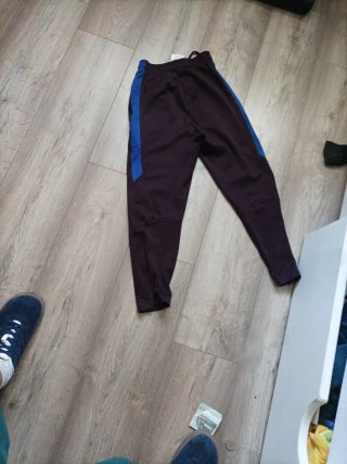 Pantalón Barça Nike Morado Rodilleras 9 años