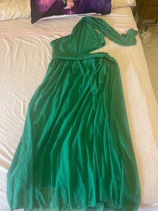 Vestido largo verde plisado talla L