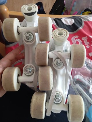 Patines blancos 4 ruedas