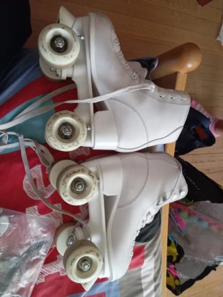Patines blancos 4 ruedas