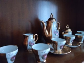 Juego de café porcelana dorado