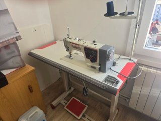 Máquina de coser Alfa recta