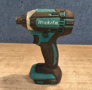 Atornillador de impacto 18V MAKITA DTD152