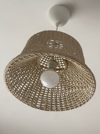Lámpara de salón/dormitorio crochet beige