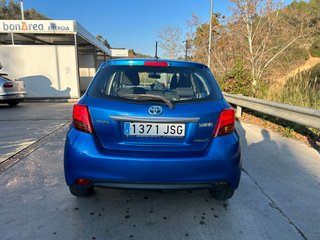 Toyota Yaris Hybrid 1.5 Automático – 2016 – ECO
