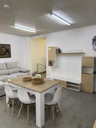Oportunidad Pack mesa 4 sillas mueble tv