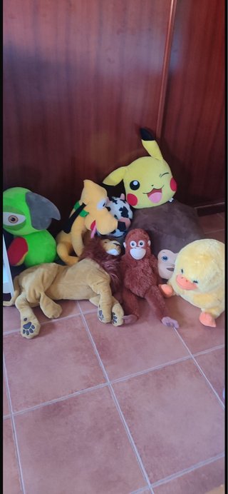 Lote de peluches grandes