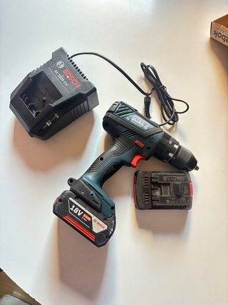 Taladro Bosch GSB 18V + 3 Baterías