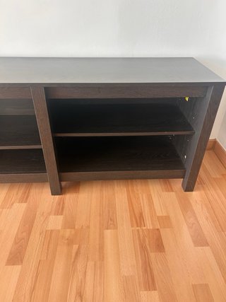 Mueble TV madera oscuro