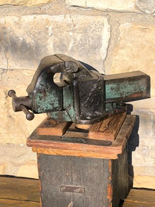 Tornillo de banco antiguo LIN- CON 15kg