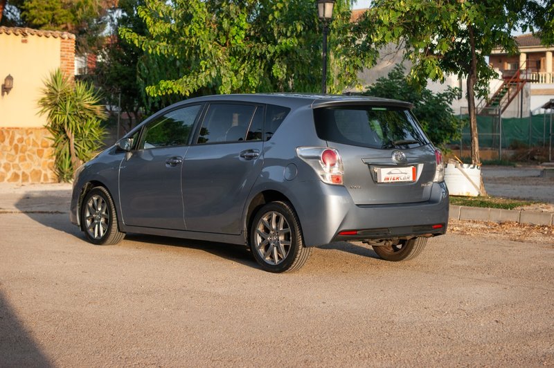 Toyota Corolla Verso 2014, foto 9