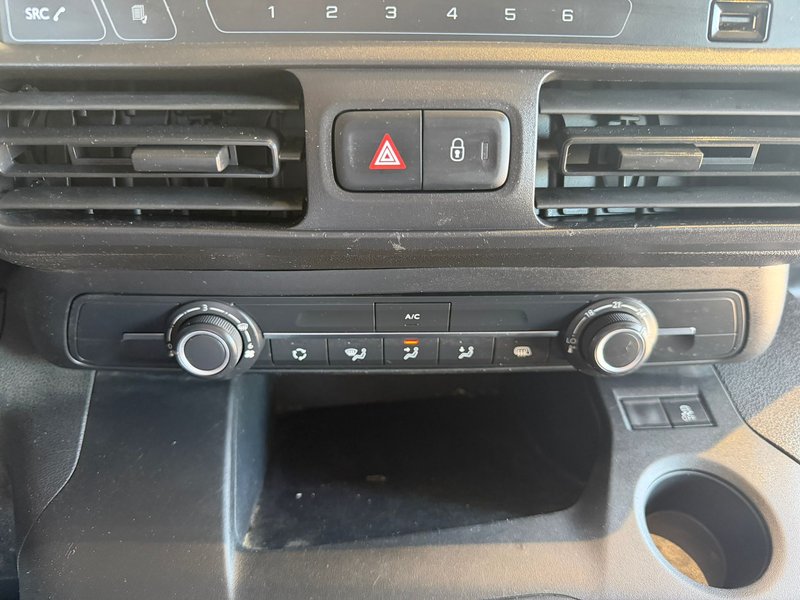 Citroën Berlingo 2022, foto 15